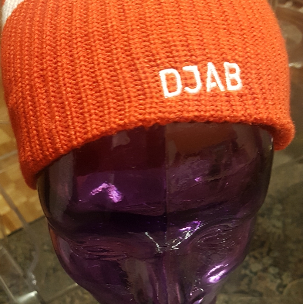 Old school Pompom Beanie
